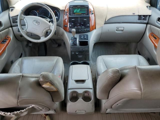 2009 Toyota Sienna XLE