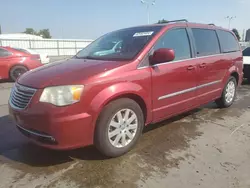 Compre carros salvage a la venta ahora en subasta: 2013 Chrysler Town & Country Touring