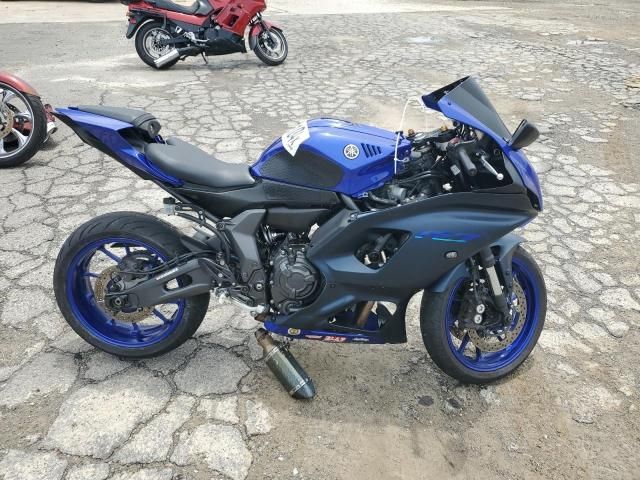 2022 Yamaha YZFR7