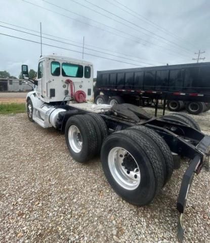 2016 Peterbilt 579