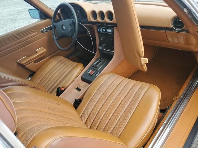 1976 Mercedes-Benz 107