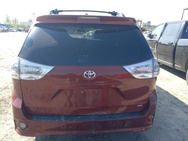 2015 Toyota Sienna Sport