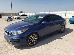 KIA Vehiculos salvage en venta: 2019 KIA Forte GT Line