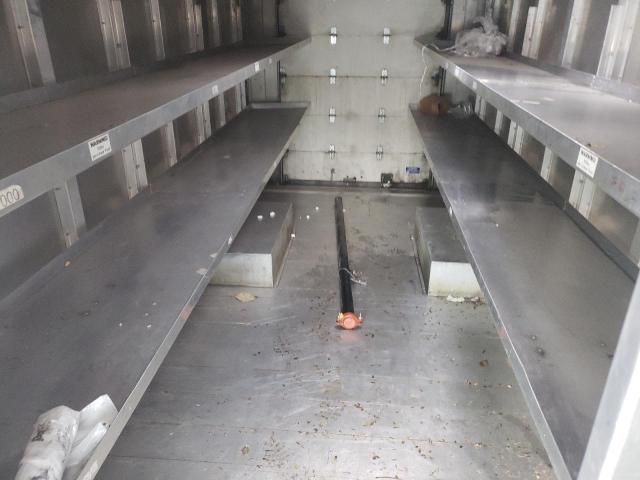 2010 Freightliner Chassis M Line WALK-IN Van