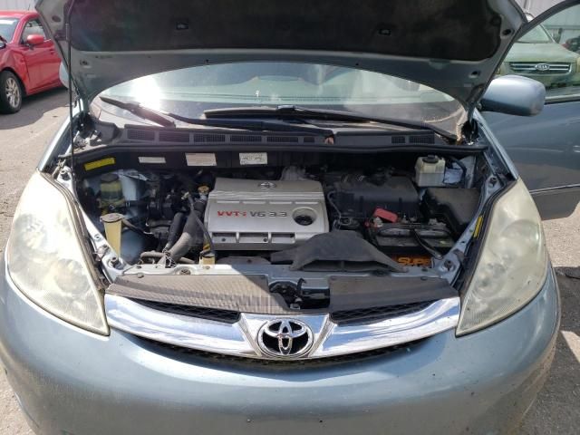 2006 Toyota Sienna XLE