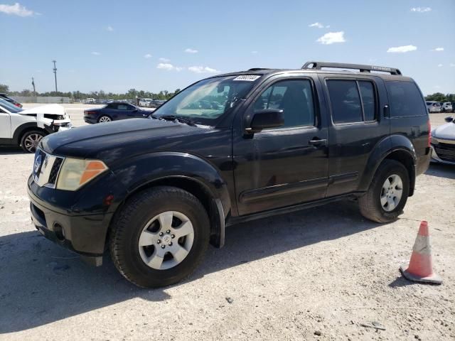 2006 Nissan Pathfinder LE