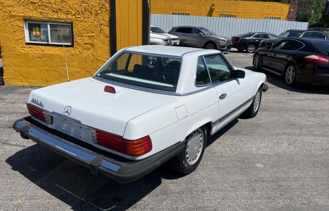 1987 Mercedes-Benz 560 SL