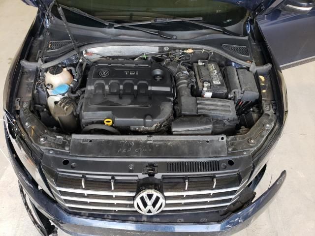 2015 Volkswagen Passat SEL