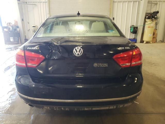 2012 Volkswagen Passat SEL