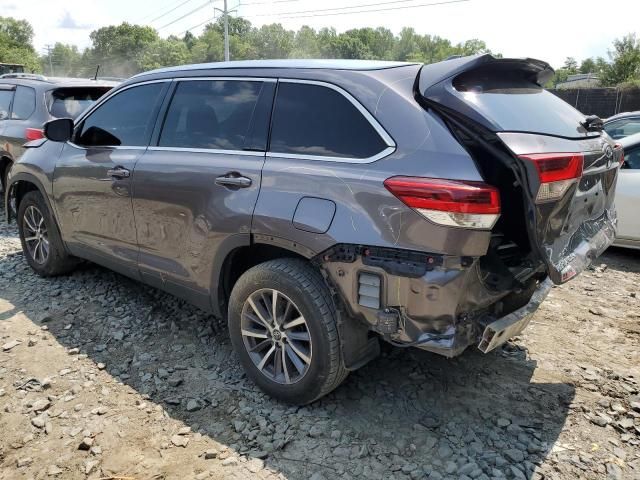 2019 Toyota Highlander SE