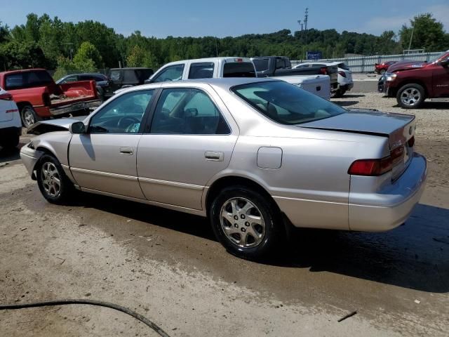 1999 Toyota Camry LE