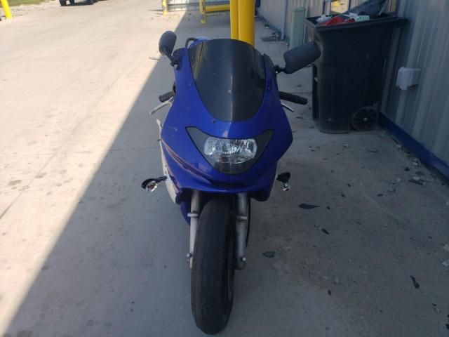 2003 Yamaha YZF600 R