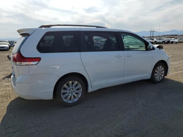 2014 Toyota Sienna LE