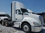 2014 Kenworth Construction T680