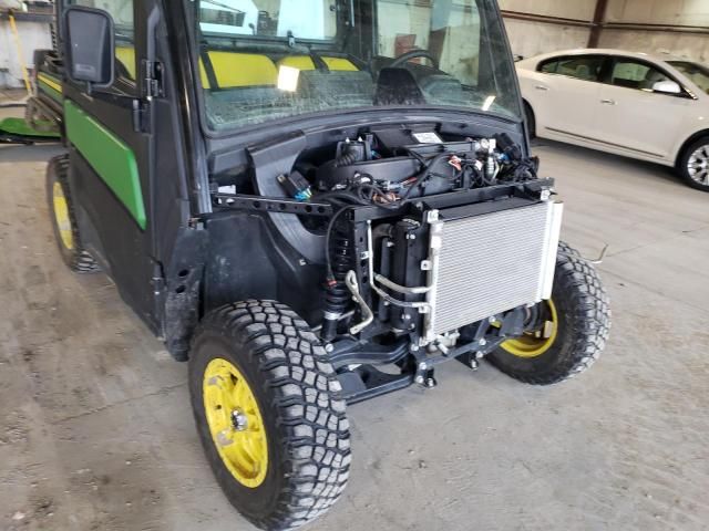 2022 John Deere Gator