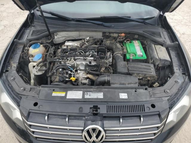 2014 Volkswagen Passat SEL