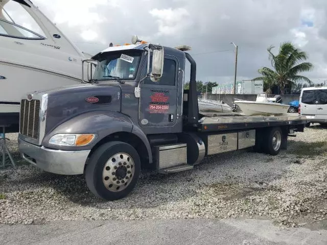 2018 Peterbilt 337