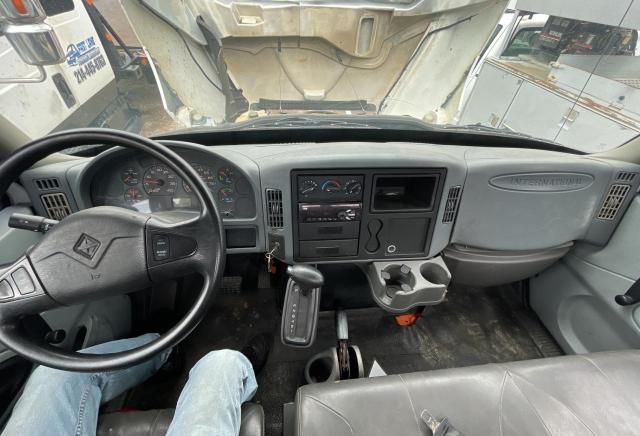 2004 International 4000 4300