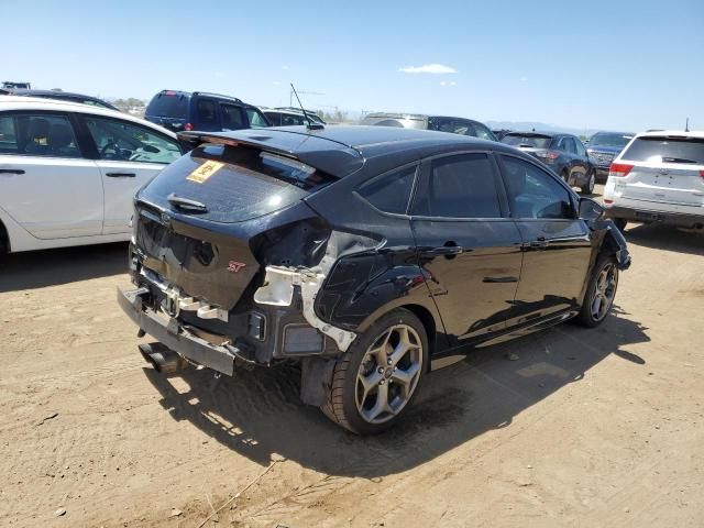 2018 Ford Focus ST