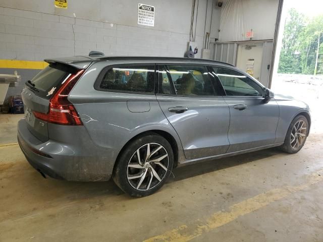 2020 Volvo V60 T5 Momentum