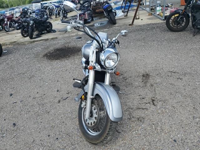 2006 Suzuki C50