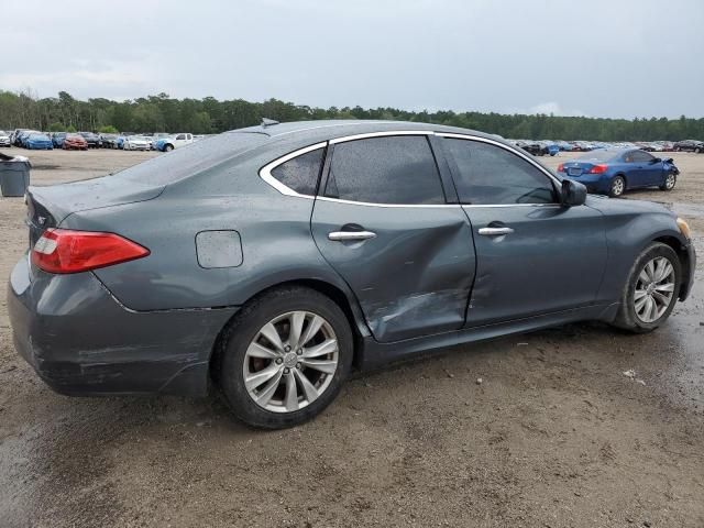 2011 Infiniti M37