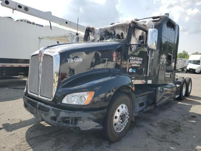 2011 Kenworth Construction T660