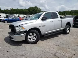 Camiones salvage sin ofertas aún a la venta en subasta: 2015 Dodge RAM 1500 SLT