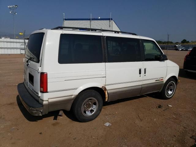 2001 Chevrolet Astro