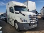 2018 Freightliner Cascadia 126