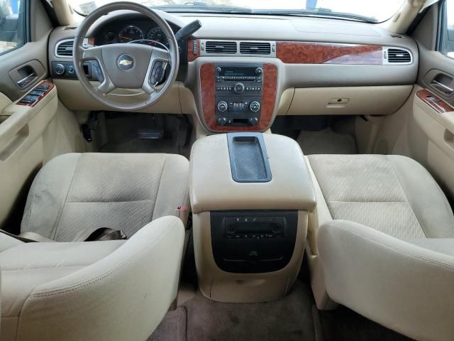 2012 Chevrolet Suburban C1500  LS