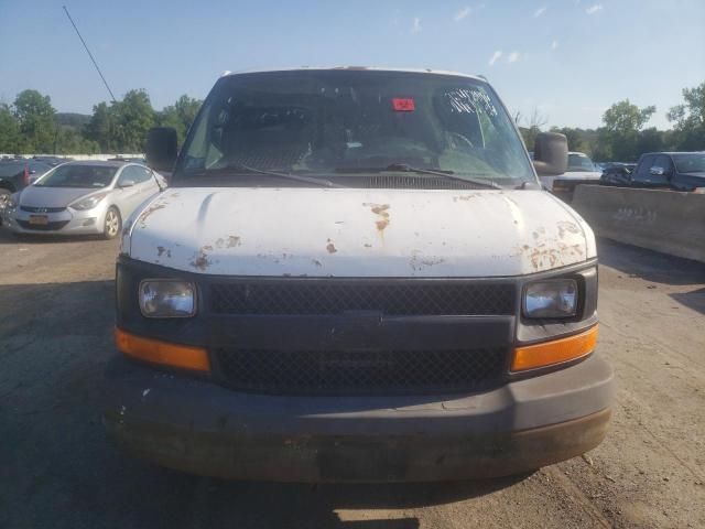 2005 Chevrolet Express G2500