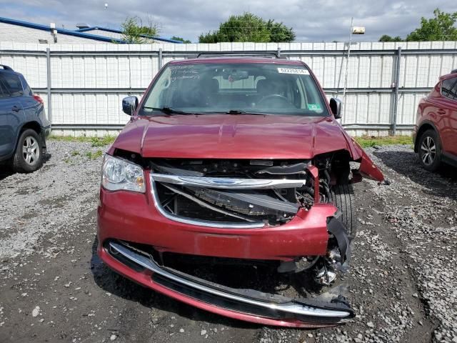 2016 Chrysler Town & Country Limited