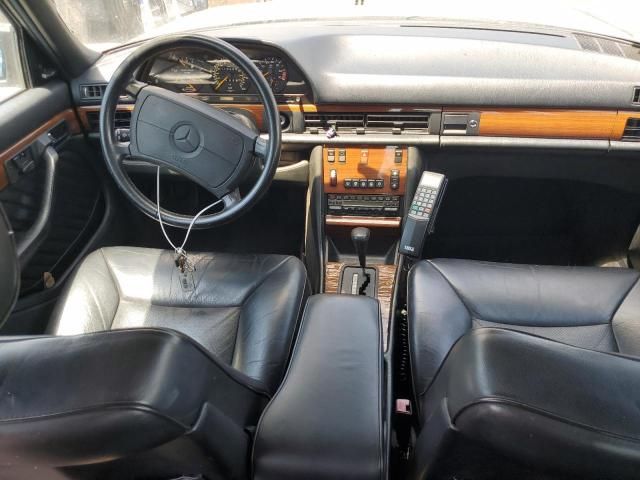 1991 Mercedes-Benz 300 SE