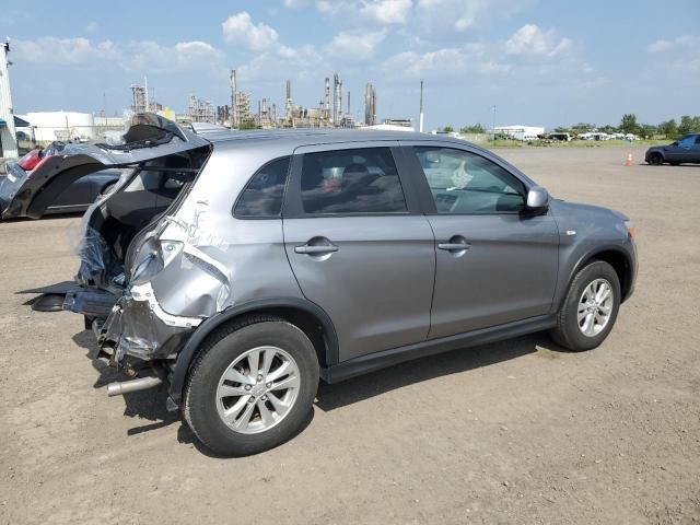 2019 Mitsubishi RVR SE