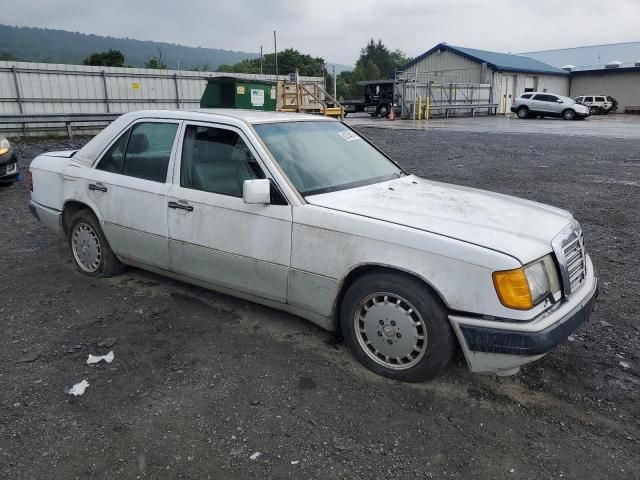 1992 Mercedes-Benz 300 E