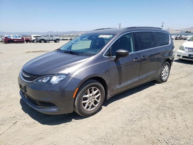 2021 Chrysler Voyager LXI