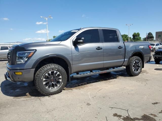 2021 Nissan Titan SV