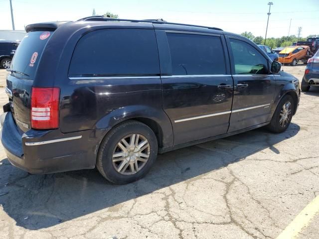 2010 Chrysler Town & Country Touring