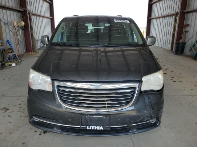 2012 Chrysler Town & Country Touring