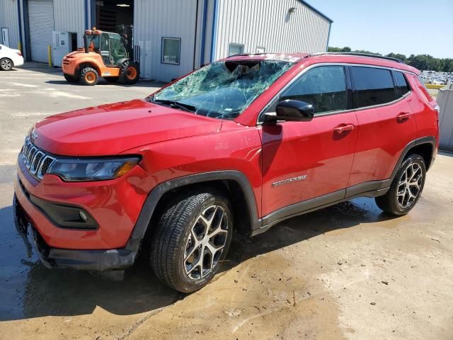 2024 Jeep Compass Latitude