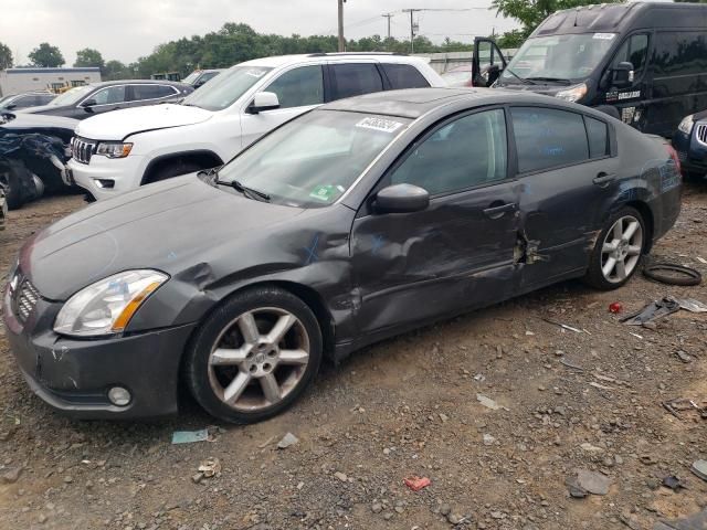 2004 Nissan Maxima SE