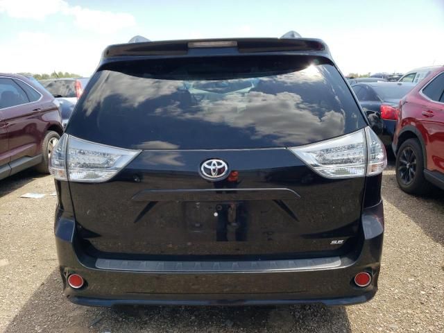 2013 Toyota Sienna Sport