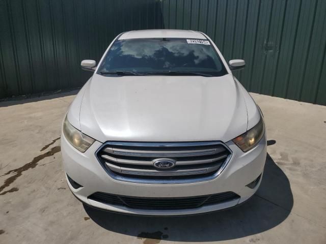 2014 Ford Taurus SEL