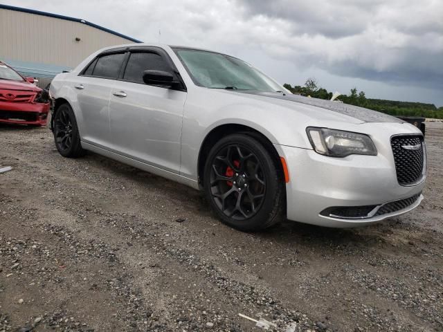 2019 Chrysler 300 Touring