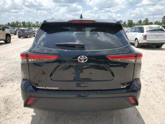 2022 Toyota Highlander XLE