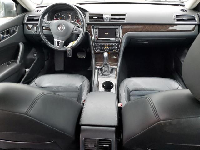 2014 Volkswagen Passat SEL