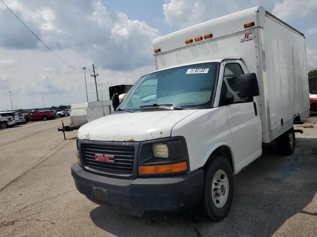 2011 GMC Savana Cutaway G3500