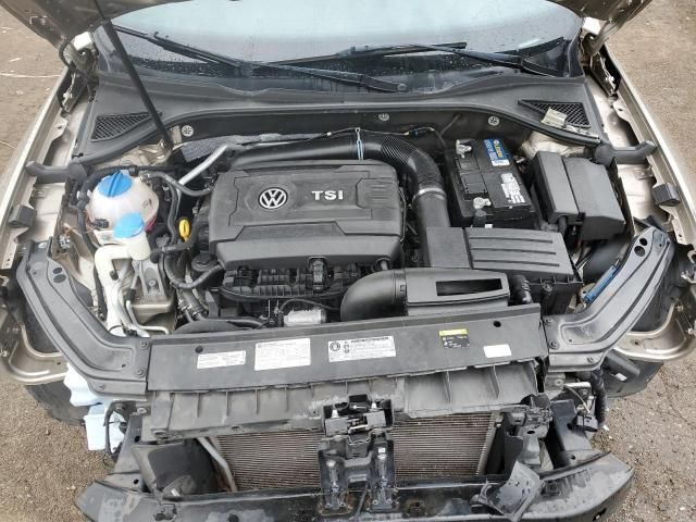 2016 Volkswagen Passat SE