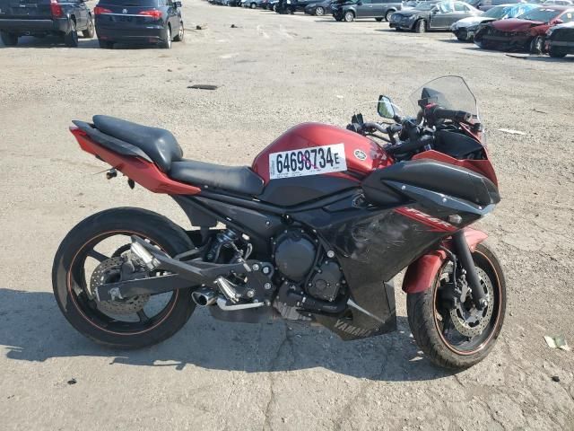 2011 Yamaha FZ6 R